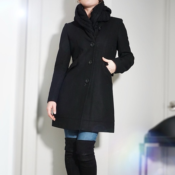 Leila Coat - Picture 4 of 6